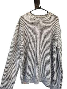 NOVAMEN Heavy Ribbed Crew Neck Pullover Sweater in Black and Grey